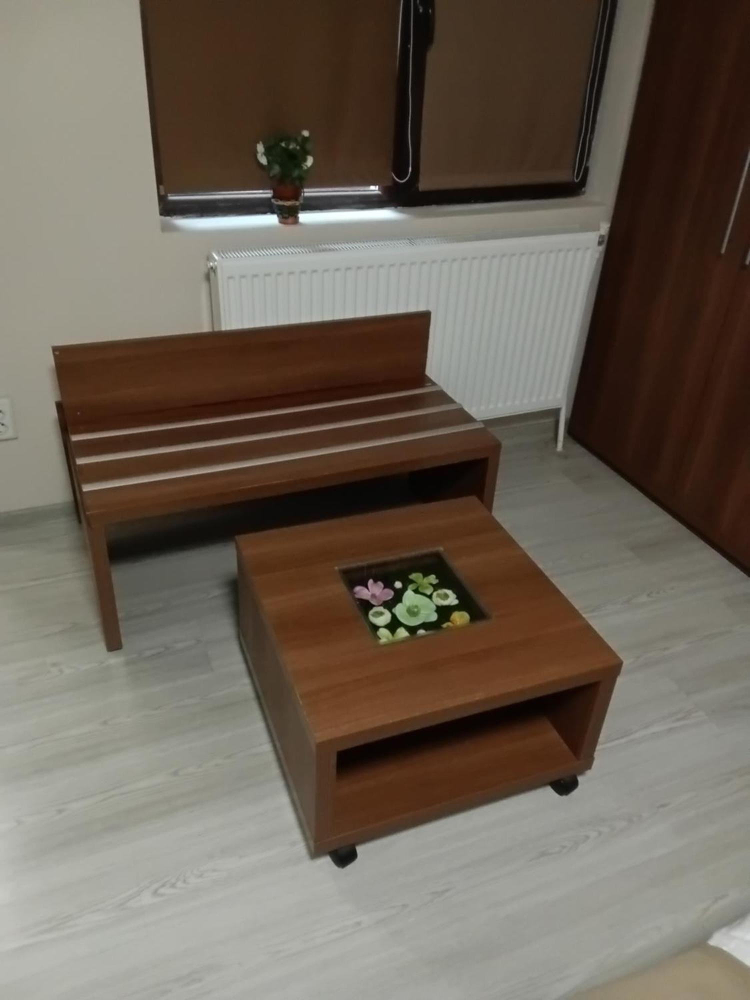 Aura'S West Accommodation Private Parking In Front Yard Bucarest Extérieur photo